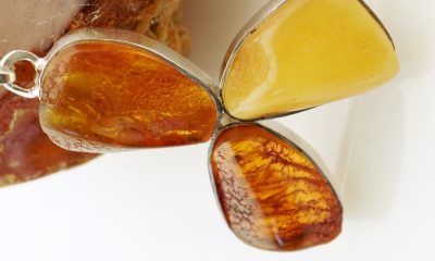 bijuterii cu chihlimbar